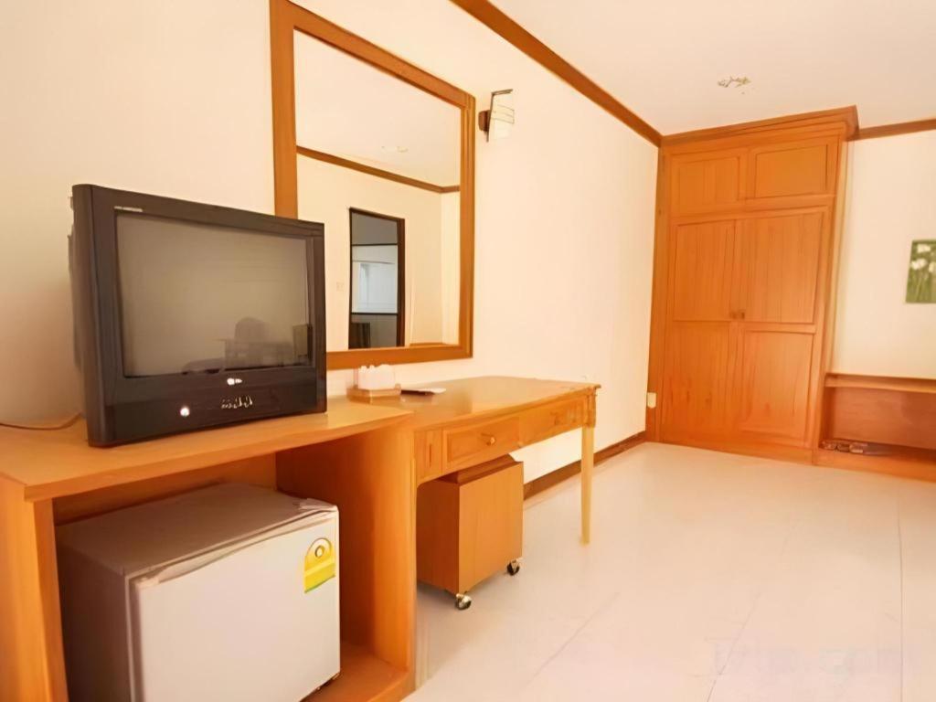Golden Land Hotel Chiang Rai Extérieur photo